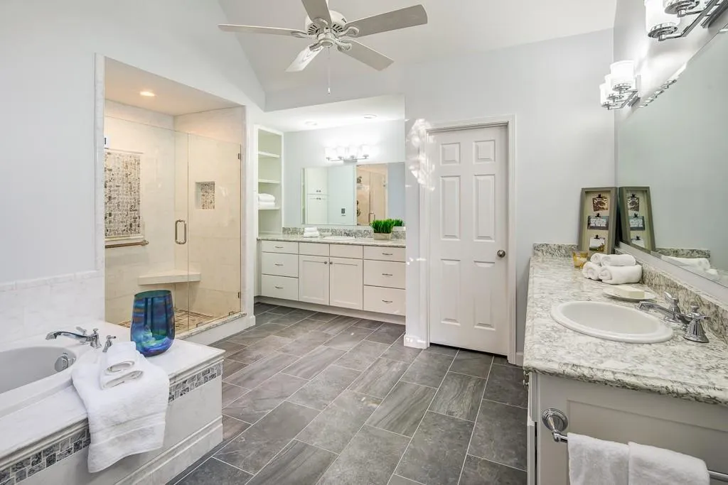 2705 Braffington Court, Sandy Springs, Georgia 30350, 4 Bedrooms Bedrooms, ,4 BathroomsBathrooms,Residential,Sold,2705 Braffington Court,6099228