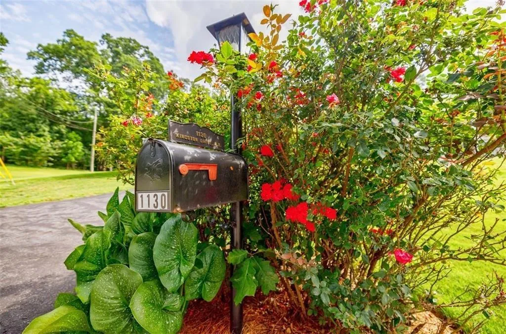 mail box