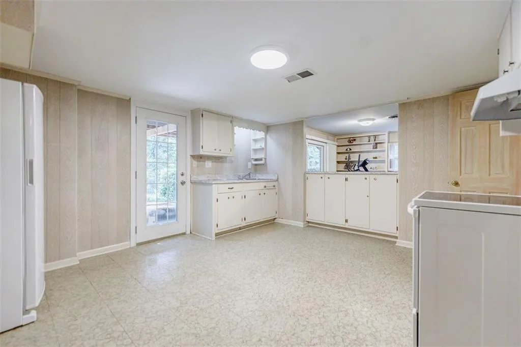 basement kitchen