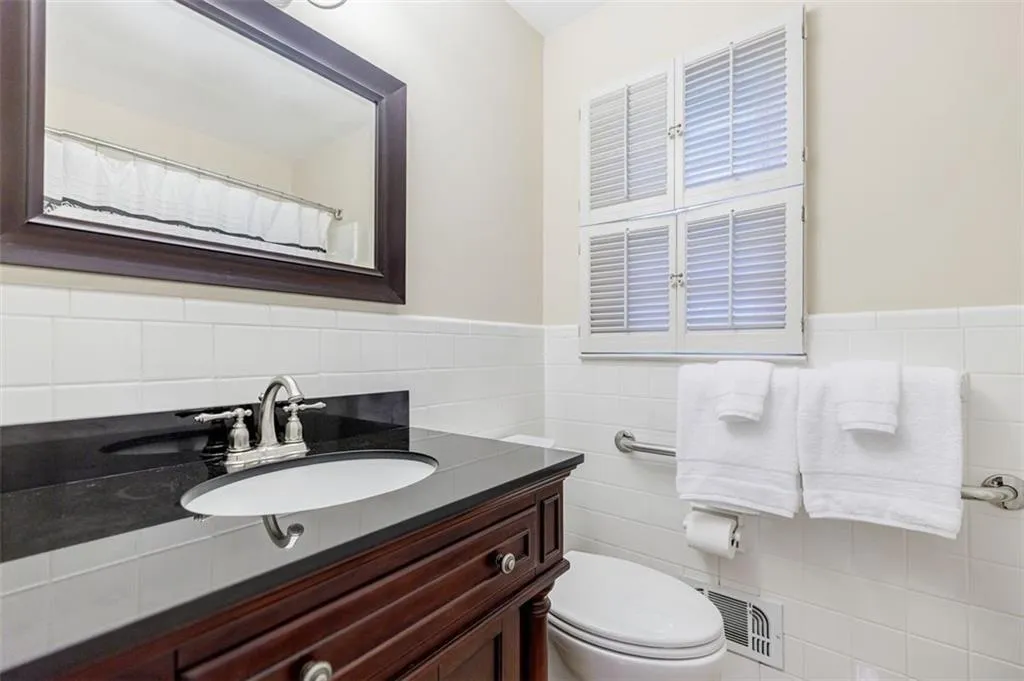 main floor bath