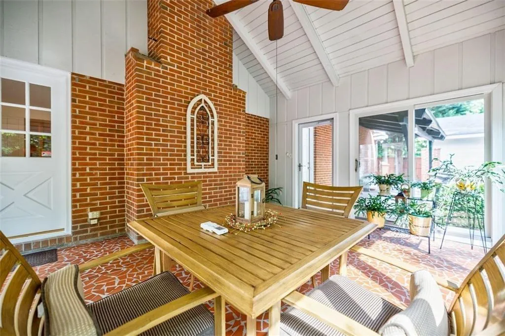 sunroom