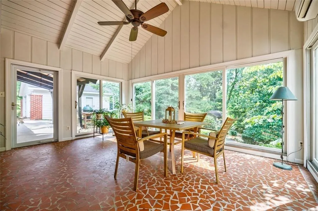 sunroom