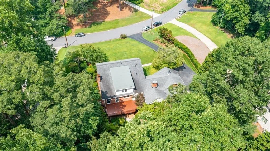 1130 Kingston Drive Ne, Atlanta, Georgia 30342, 4 Bedrooms Bedrooms, ,4 BathroomsBathrooms,Residential,For Sale,1130 Kingston Drive Ne,7610433