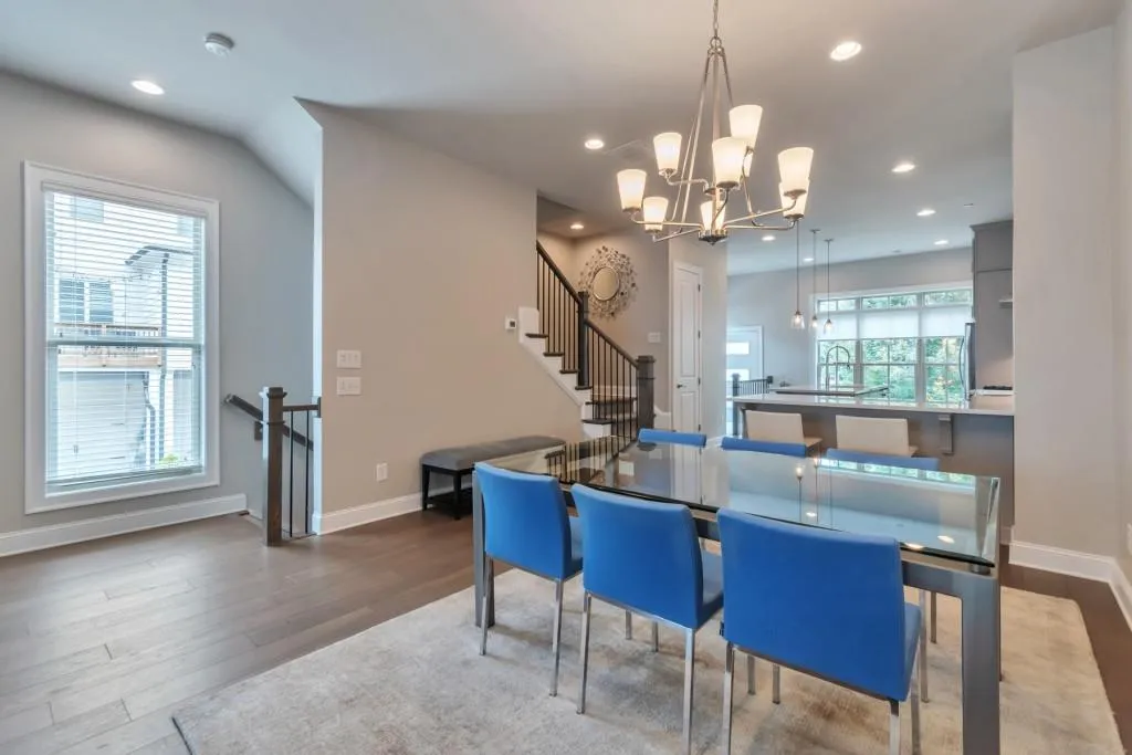 4320 Parkside Place, Sandy Springs, Georgia 30342, 3 Bedrooms Bedrooms, ,3 BathroomsBathrooms,Residential,Sold,4320 Parkside Place,7235015