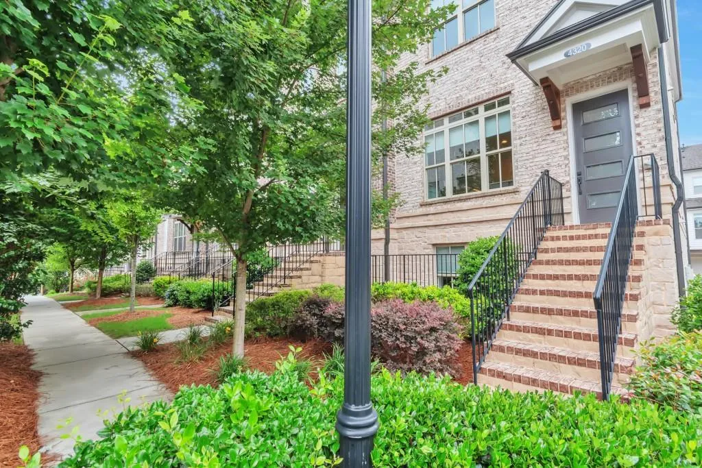 4320 Parkside Place, Sandy Springs, Georgia 30342, 3 Bedrooms Bedrooms, ,3 BathroomsBathrooms,Residential,Sold,4320 Parkside Place,7235015