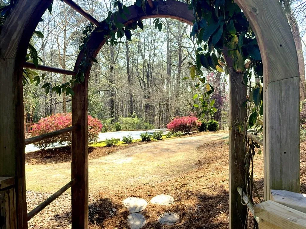 1730 Marlborough Drive, Atlanta, Georgia 30350, 5 Bedrooms Bedrooms, ,4 BathroomsBathrooms,Residential,Sold,1730 Marlborough Drive,7353509