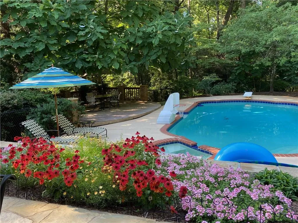 1730 Marlborough Drive, Atlanta, Georgia 30350, 5 Bedrooms Bedrooms, ,4 BathroomsBathrooms,Residential,Sold,1730 Marlborough Drive,7353509