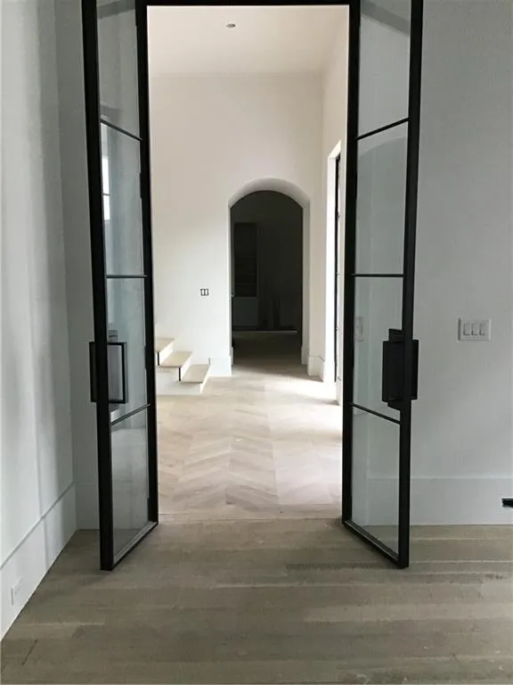 5022 Lake Forrest Drive, Sandy Springs, Georgia 30342, 8 Bedrooms Bedrooms, ,8 BathroomsBathrooms,Residential,Sold,5022 Lake Forrest Drive,6886077