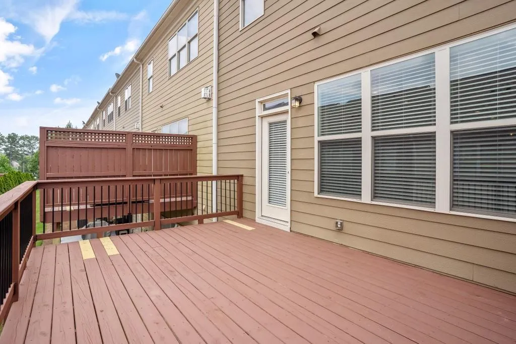 946 Opelousas Way, Sandy Springs, Georgia 30328, 3 Bedrooms Bedrooms, ,3 BathroomsBathrooms,Residential,Sold,946 Opelousas Way,6768915