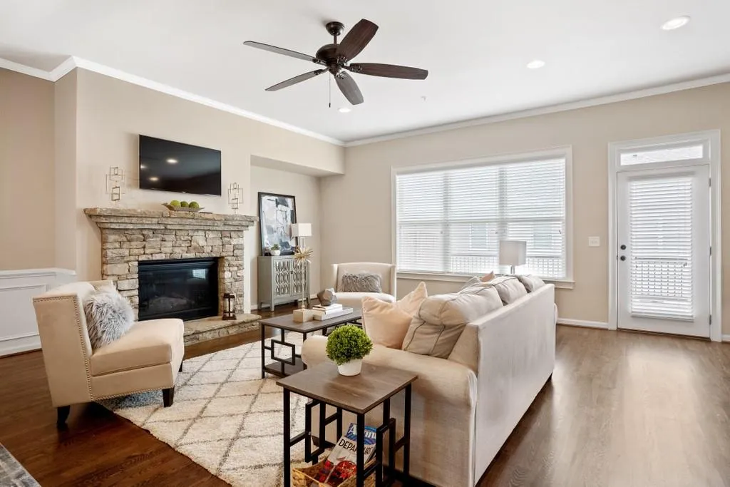 946 Opelousas Way, Sandy Springs, Georgia 30328, 3 Bedrooms Bedrooms, ,3 BathroomsBathrooms,Residential,Sold,946 Opelousas Way,6768915