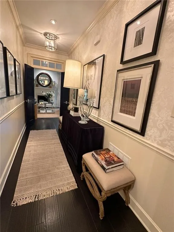 7155 Roswell Road Unit 60, Sandy Springs, Georgia 30328, 3 Bedrooms Bedrooms, ,3 BathroomsBathrooms,Residential,Sold,7155 Roswell Road Unit 60,7759512