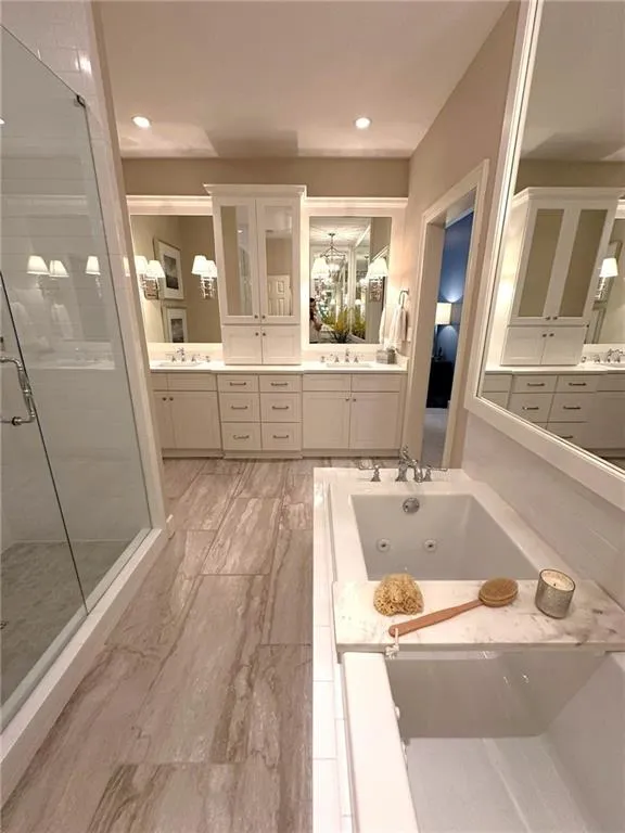7155 Roswell Road Unit 60, Sandy Springs, Georgia 30328, 3 Bedrooms Bedrooms, ,3 BathroomsBathrooms,Residential,Sold,7155 Roswell Road Unit 60,7759512