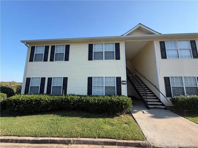 800 Stonehaven Circle Unit 800, Cartersville, Georgia 30121