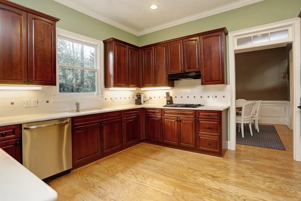 635 Forest Hills Drive, Atlanta, Georgia 30342, 3 Bedrooms Bedrooms, ,2 BathroomsBathrooms,Residential,Sold,635 Forest Hills Drive,5633281