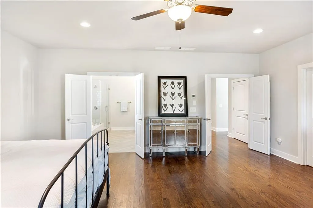 1945 Park Chase Lane, Brookhaven, Georgia 30324, 4 Bedrooms Bedrooms, ,4 BathroomsBathrooms,Residential,For Sale,1945 Park Chase Lane,7643849