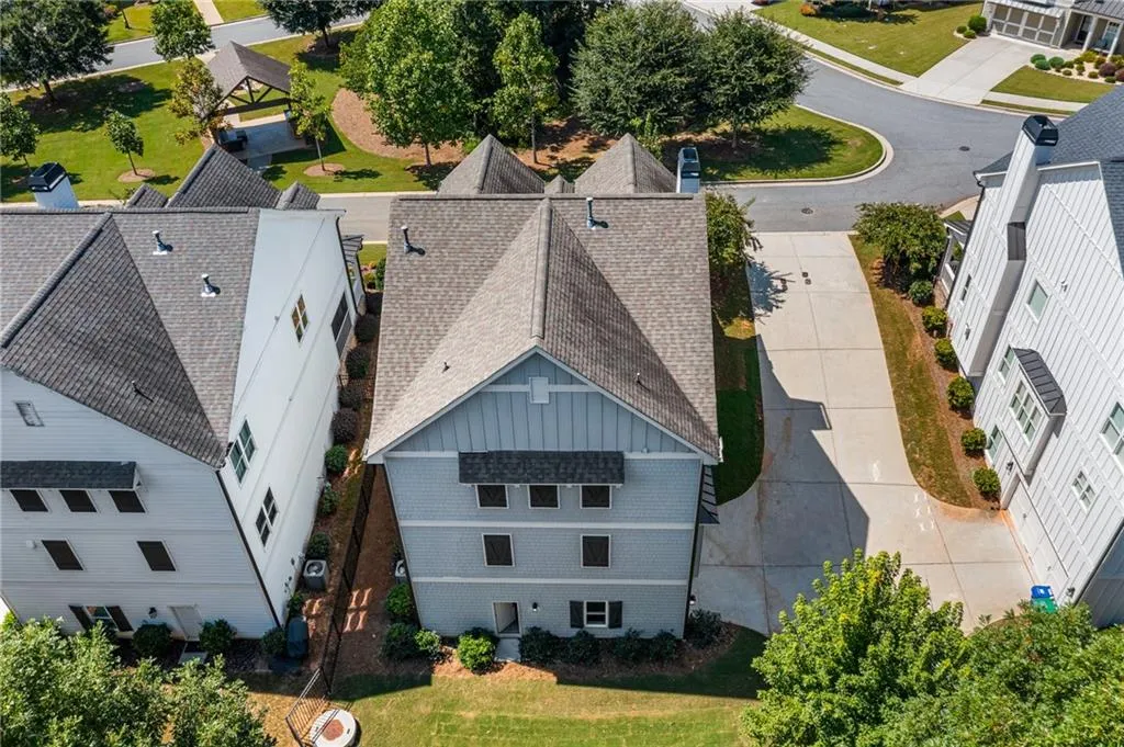 1945 Park Chase Lane, Brookhaven, Georgia 30324, 4 Bedrooms Bedrooms, ,4 BathroomsBathrooms,Residential,For Sale,1945 Park Chase Lane,7643849
