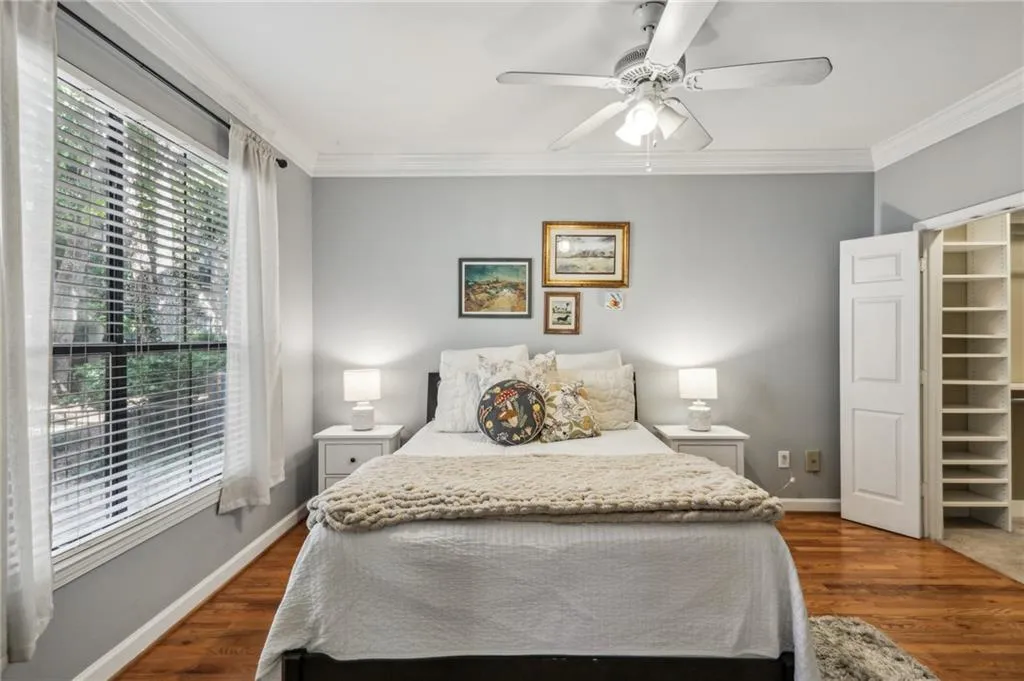 3777 Peachtree Road Ne Unit 1216, Atlanta, Georgia 30319, 1 Bedroom Bedrooms, ,1 BathroomBathrooms,Residential,For Sale,3777 Peachtree Road Ne Unit 1216,7615623