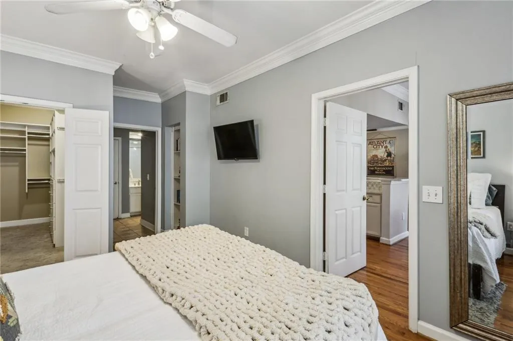 3777 Peachtree Road Ne Unit 1216, Atlanta, Georgia 30319, 1 Bedroom Bedrooms, ,1 BathroomBathrooms,Residential,For Sale,3777 Peachtree Road Ne Unit 1216,7615623