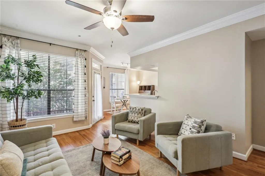 3777 Peachtree Road Ne Unit 1216, Atlanta, Georgia 30319, 1 Bedroom Bedrooms, ,1 BathroomBathrooms,Residential,For Sale,3777 Peachtree Road Ne Unit 1216,7615623