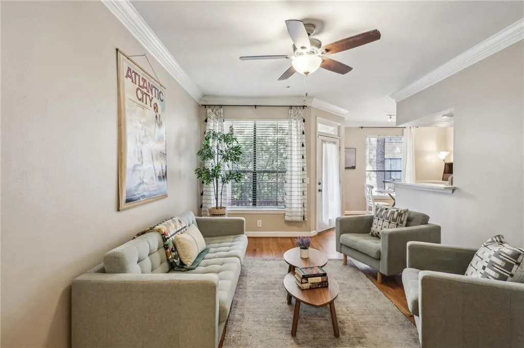 3777 Peachtree Road Ne Unit 1216, Atlanta, Georgia 30319, 1 Bedroom Bedrooms, ,1 BathroomBathrooms,Residential,For Sale,3777 Peachtree Road Ne Unit 1216,7615623