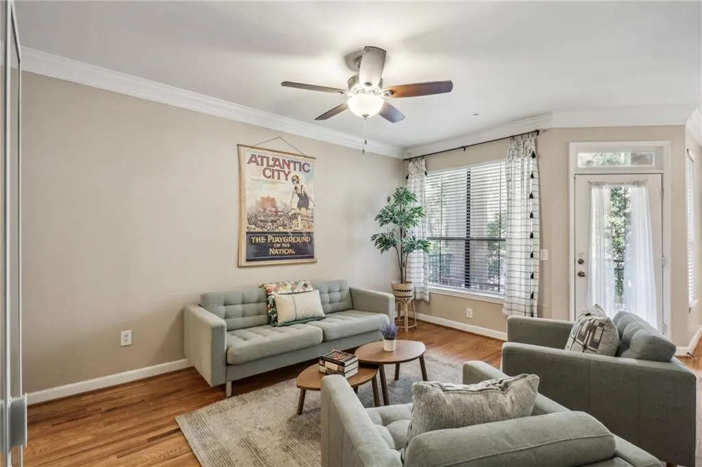 3777 Peachtree Road Ne Unit 1216, Atlanta, Georgia 30319, 1 Bedroom Bedrooms, ,1 BathroomBathrooms,Residential,For Sale,3777 Peachtree Road Ne Unit 1216,7615623