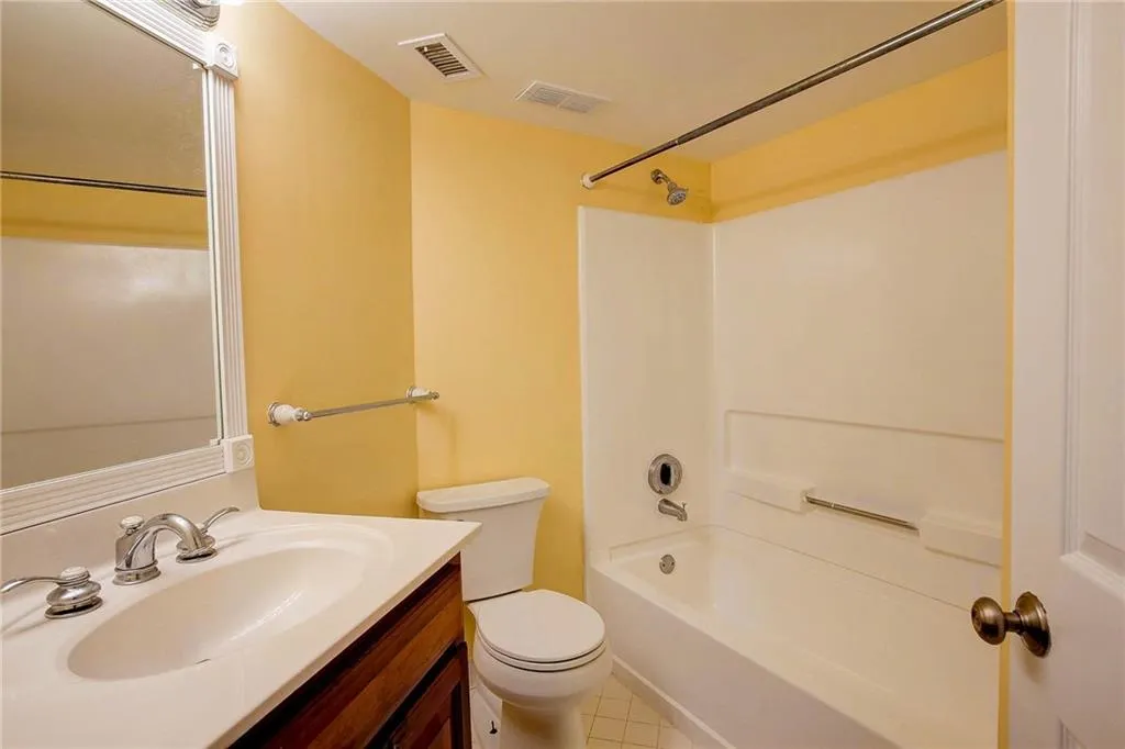 795 Hammond Drive Unit 1812, Sandy Springs, Georgia 30328, 1 Bedroom Bedrooms, ,1 BathroomBathrooms,Residential,Sold,795 Hammond Drive Unit 1812,6940088 795 Hammond Drive Unit 1812, Sandy Springs, Georgia 30328, 1 Bedroom Bedrooms, ,1 BathroomBathrooms,Residential,Sold,795 Hammond Drive Unit 1812,6940088