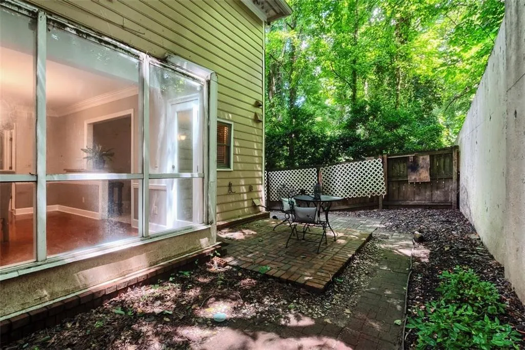 7500 Roswell Road Unit 125, Sandy Springs, Georgia 30350, 3 Bedrooms Bedrooms, ,2 BathroomsBathrooms,Residential,Sold,7500 Roswell Road Unit 125,6034026