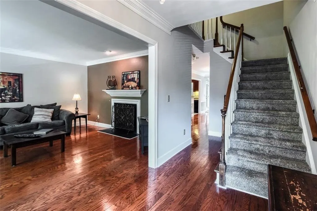 7500 Roswell Road Unit 125, Sandy Springs, Georgia 30350, 3 Bedrooms Bedrooms, ,2 BathroomsBathrooms,Residential,Sold,7500 Roswell Road Unit 125,6034026