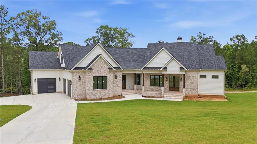 39 Sweet Rose Court, Newnan, Georgia 30265