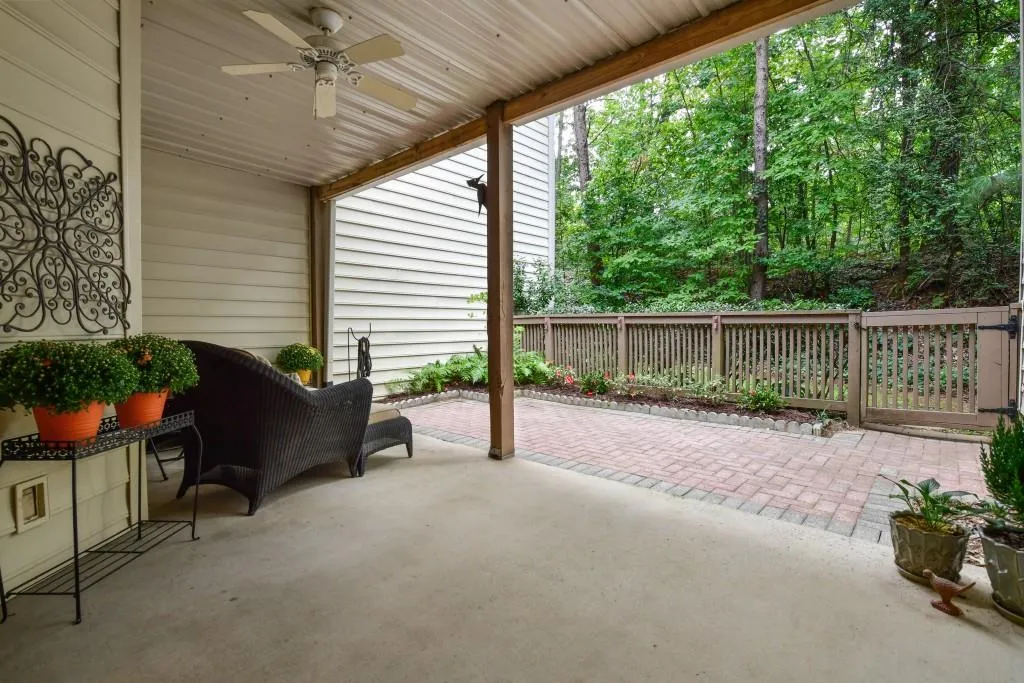 503 Garden Court, Sandy Springs, Georgia 30328, 3 Bedrooms Bedrooms, ,2 BathroomsBathrooms,Residential,Sold,503 Garden Court,6786054