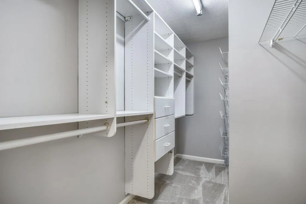 503 Garden Court, Sandy Springs, Georgia 30328, 3 Bedrooms Bedrooms, ,2 BathroomsBathrooms,Residential,Sold,503 Garden Court,6786054