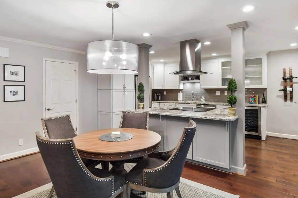 503 Garden Court, Sandy Springs, Georgia 30328, 3 Bedrooms Bedrooms, ,2 BathroomsBathrooms,Residential,Sold,503 Garden Court,6786054