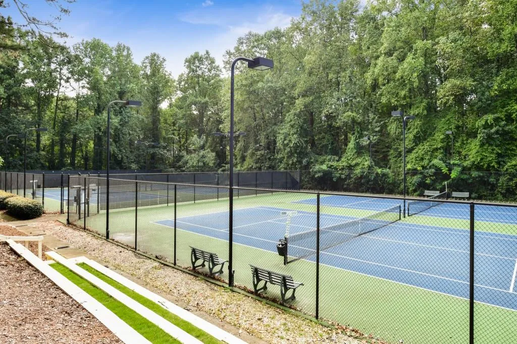 503 Garden Court, Sandy Springs, Georgia 30328, 3 Bedrooms Bedrooms, ,2 BathroomsBathrooms,Residential,Sold,503 Garden Court,6786054