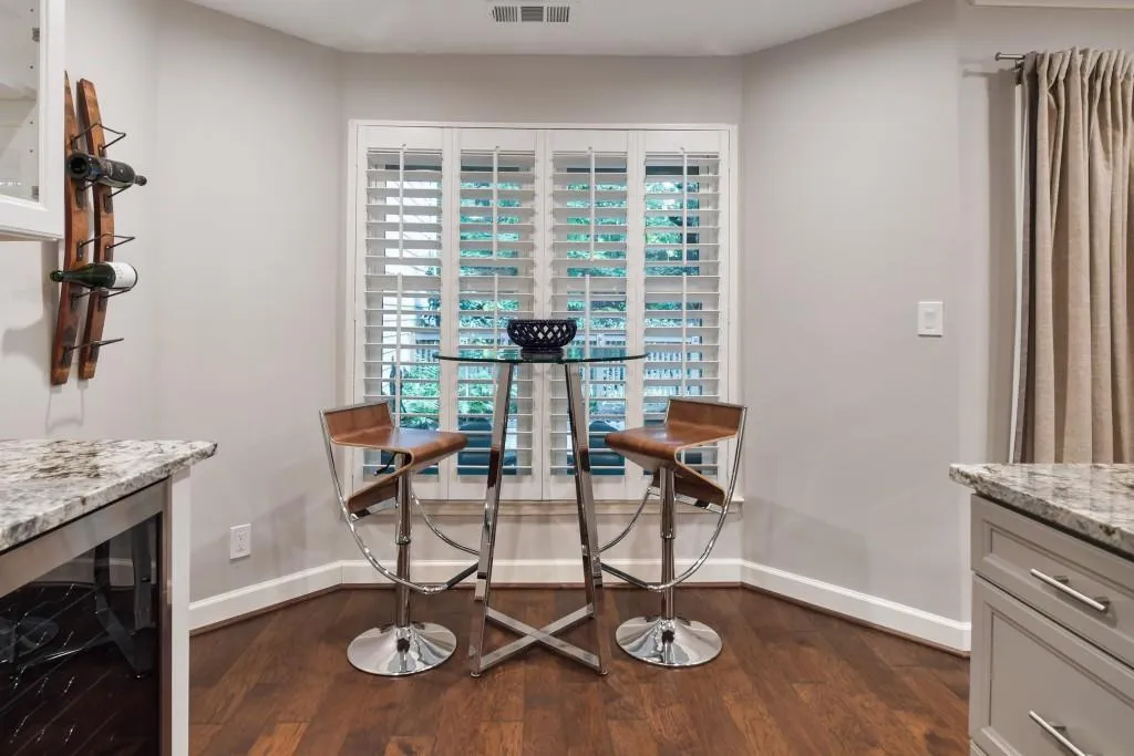 503 Garden Court, Sandy Springs, Georgia 30328, 3 Bedrooms Bedrooms, ,2 BathroomsBathrooms,Residential,Sold,503 Garden Court,6786054