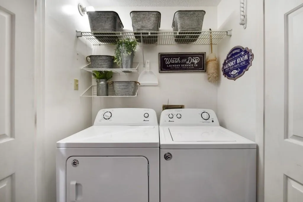 503 Garden Court, Sandy Springs, Georgia 30328, 3 Bedrooms Bedrooms, ,2 BathroomsBathrooms,Residential,Sold,503 Garden Court,6786054