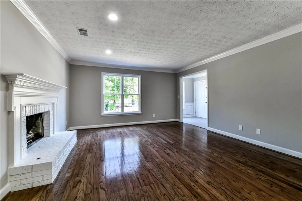 8910 Carroll Manor Drive, Sandy Springs, Georgia 30350, 2 Bedrooms Bedrooms, ,2 BathroomsBathrooms,Residential,Sold,8910 Carroll Manor Drive,6083589