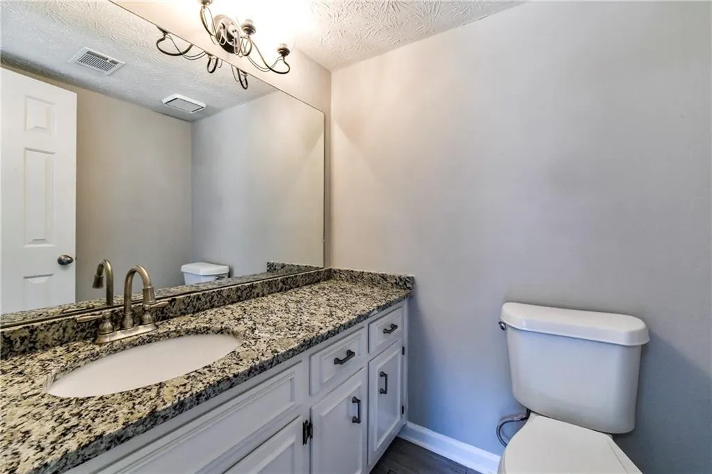 8910 Carroll Manor Drive, Sandy Springs, Georgia 30350, 2 Bedrooms Bedrooms, ,2 BathroomsBathrooms,Residential,Sold,8910 Carroll Manor Drive,6083589