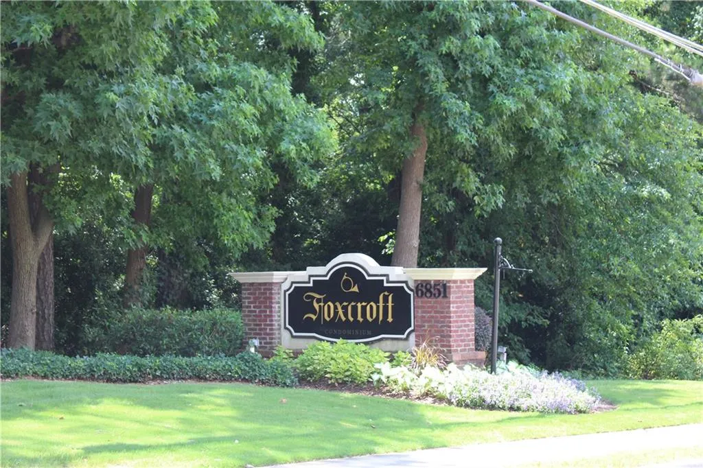 6851 Roswell Road Unit C1, Atlanta, Georgia 30328, 3 Bedrooms Bedrooms, ,2 BathroomsBathrooms,Residential,Sold,6851 Roswell Road Unit C1,6037382