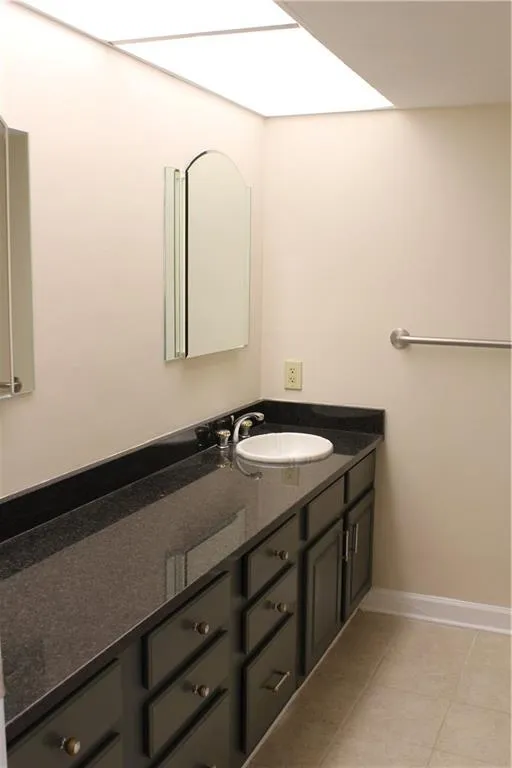 6851 Roswell Road Unit C1, Atlanta, Georgia 30328, 3 Bedrooms Bedrooms, ,2 BathroomsBathrooms,Residential,Sold,6851 Roswell Road Unit C1,6037382