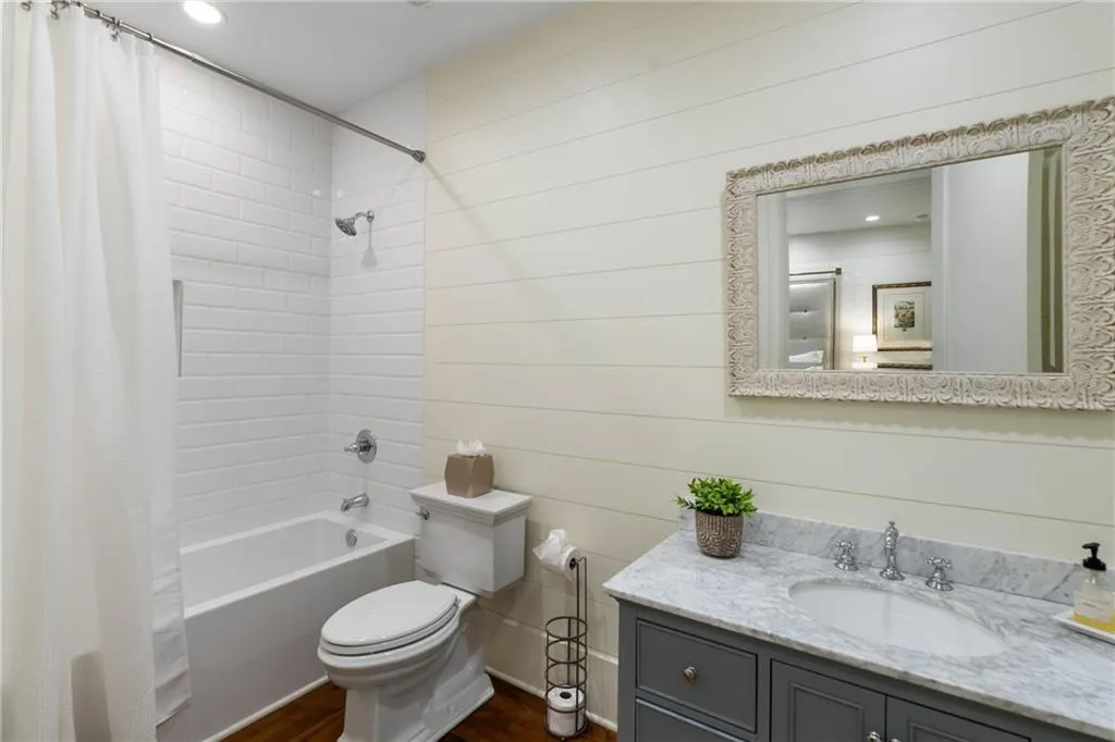 Secondary bathroom
