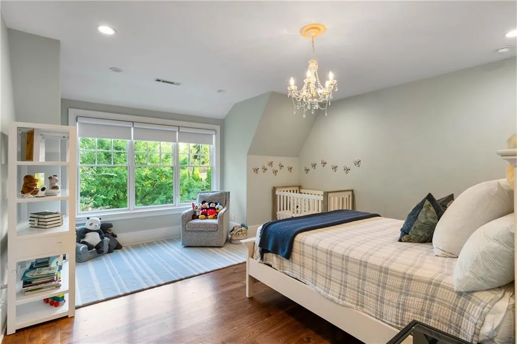 Secondary bedroom with ensuite