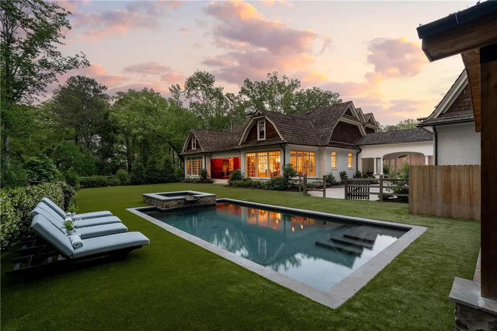 5360 Lake Forrest Drive, Atlanta, Georgia 30342, 6 Bedrooms Bedrooms, ,6 BathroomsBathrooms,Residential,For Sale,5360 Lake Forrest Drive,7631915