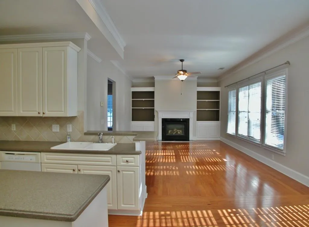 500 Pearl Cove Court, Sandy Springs, Georgia 30350, 3 Bedrooms Bedrooms, ,2 BathroomsBathrooms,Residential,Sold,500 Pearl Cove Court,5938374