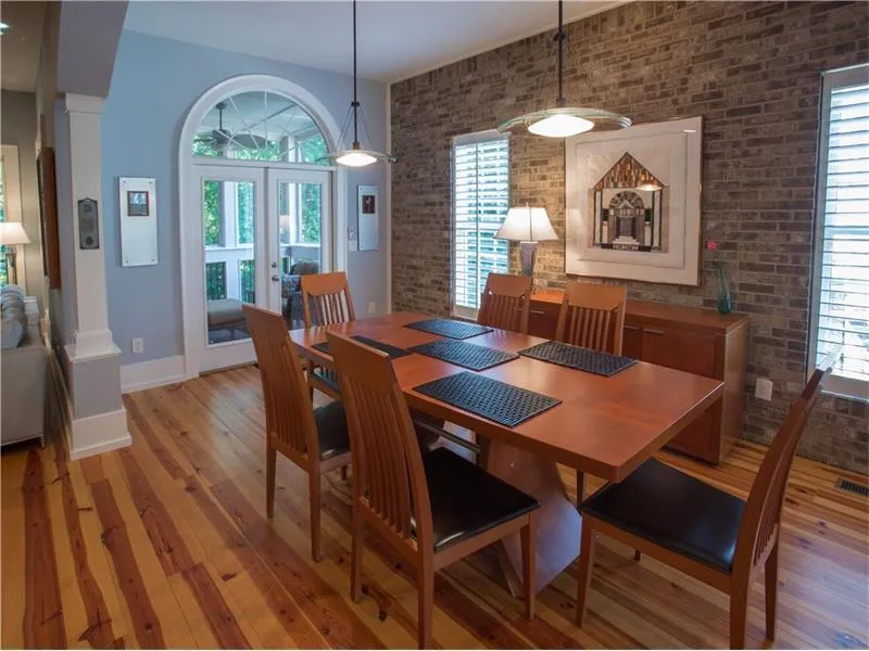 5512 Glenridge Drive Unit H, Sandy Springs, Georgia 30342, 4 Bedrooms Bedrooms, ,4 BathroomsBathrooms,Residential,Sold,5512 Glenridge Drive Unit H,5741782
