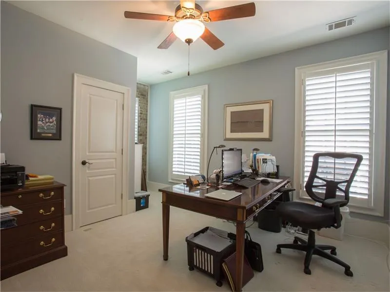 5512 Glenridge Drive Unit H, Sandy Springs, Georgia 30342, 4 Bedrooms Bedrooms, ,4 BathroomsBathrooms,Residential,Sold,5512 Glenridge Drive Unit H,5741782