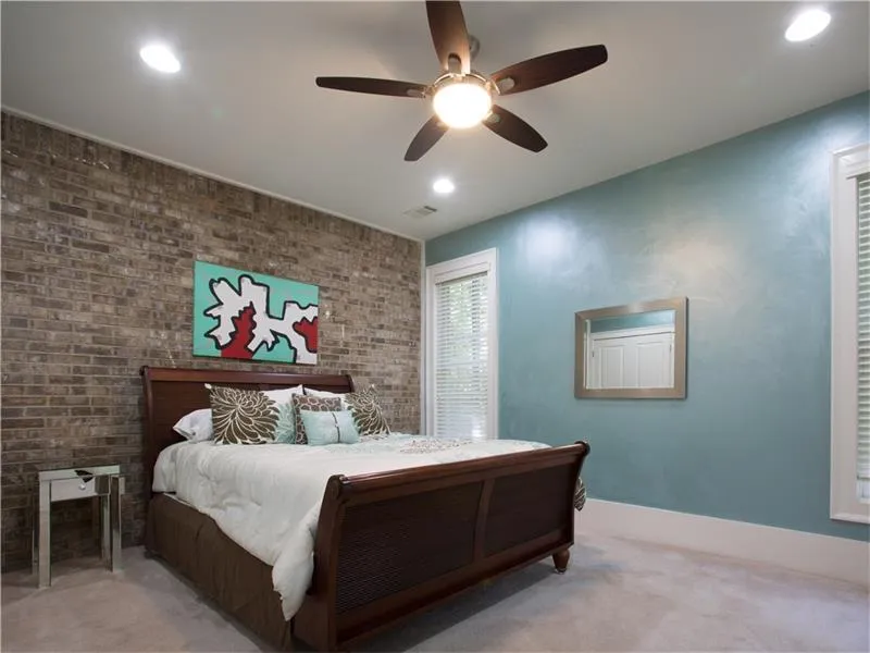 5512 Glenridge Drive Unit H, Sandy Springs, Georgia 30342, 4 Bedrooms Bedrooms, ,4 BathroomsBathrooms,Residential,Sold,5512 Glenridge Drive Unit H,5741782