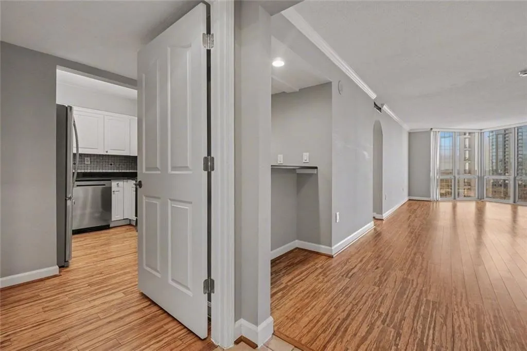 2870 Pharr Court Nw Unit 1806, Atlanta, Georgia 30305, 2 Bedrooms Bedrooms, 0 ,2 BathroomsBathrooms,Residential,For Sale,2870 Pharr Court Nw Unit 1806,7721814