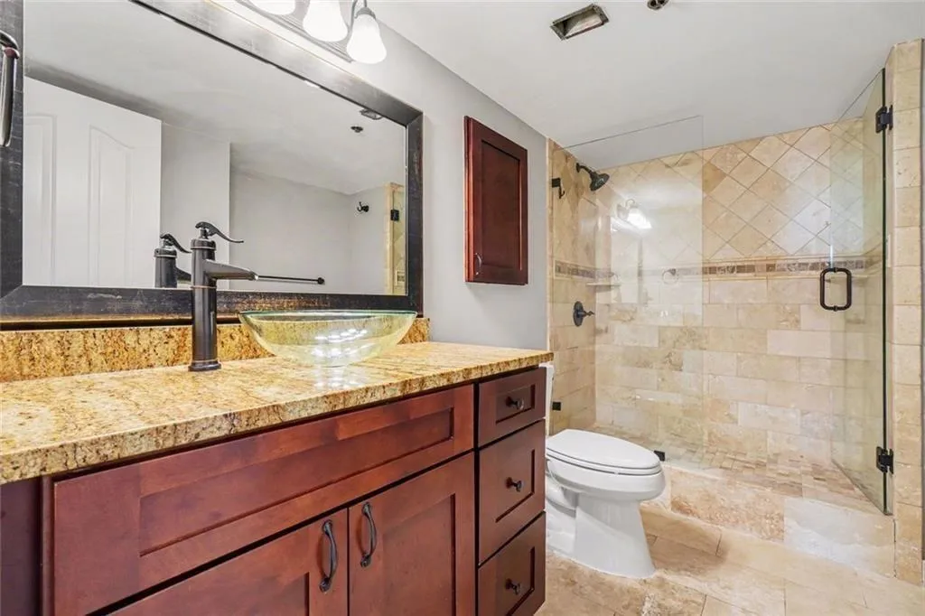 2870 Pharr Court Nw Unit 1806, Atlanta, Georgia 30305, 2 Bedrooms Bedrooms, 0 ,2 BathroomsBathrooms,Residential,For Sale,2870 Pharr Court Nw Unit 1806,7721814