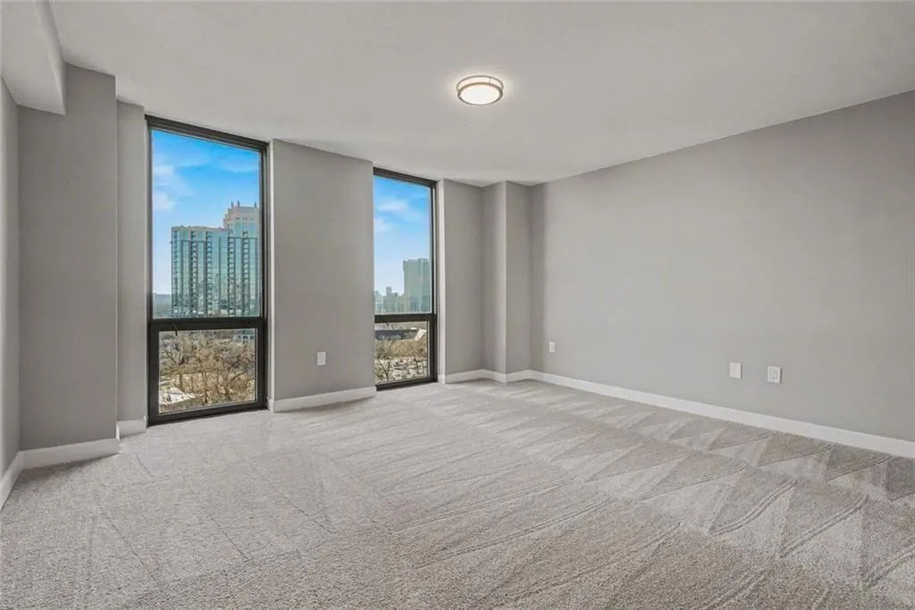 2870 Pharr Court Nw Unit 1806, Atlanta, Georgia 30305, 2 Bedrooms Bedrooms, 0 ,2 BathroomsBathrooms,Residential,For Sale,2870 Pharr Court Nw Unit 1806,7721814