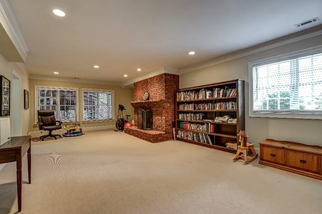 85 Wing Mill Road, Sandy Springs, Georgia 30350, 5 Bedrooms Bedrooms, ,4 BathroomsBathrooms,Residential,Sold,85 Wing Mill Road,5557385